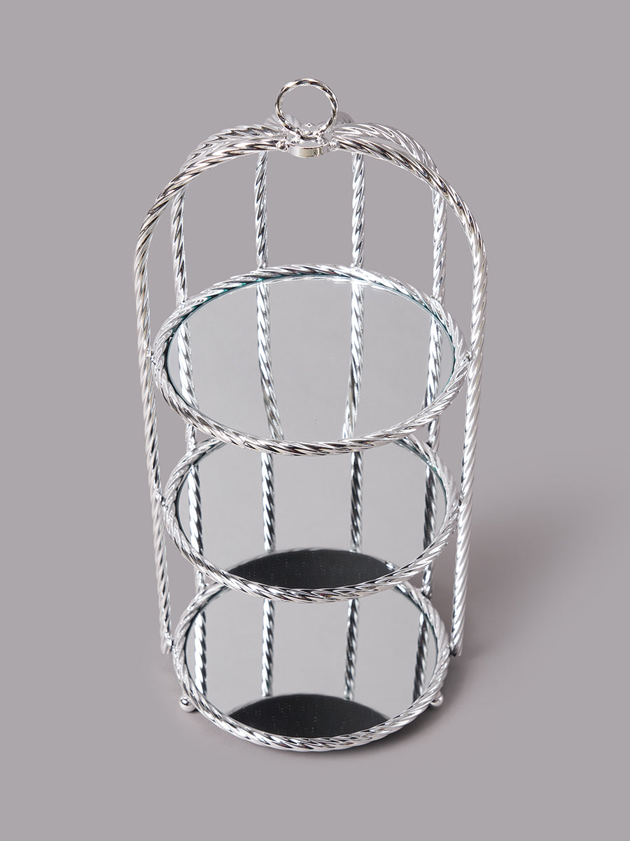 Tiered Twine Tranquility