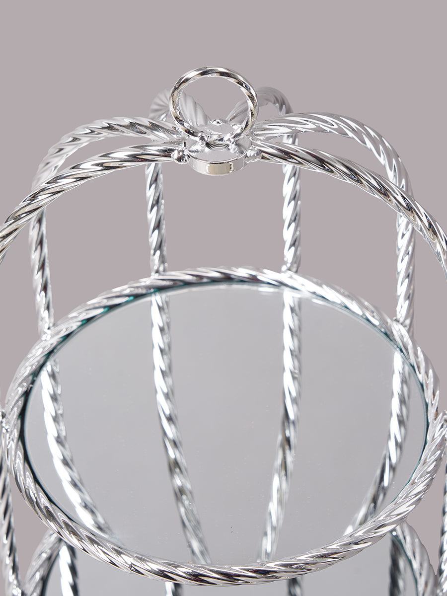 Tiered Twine Tranquility