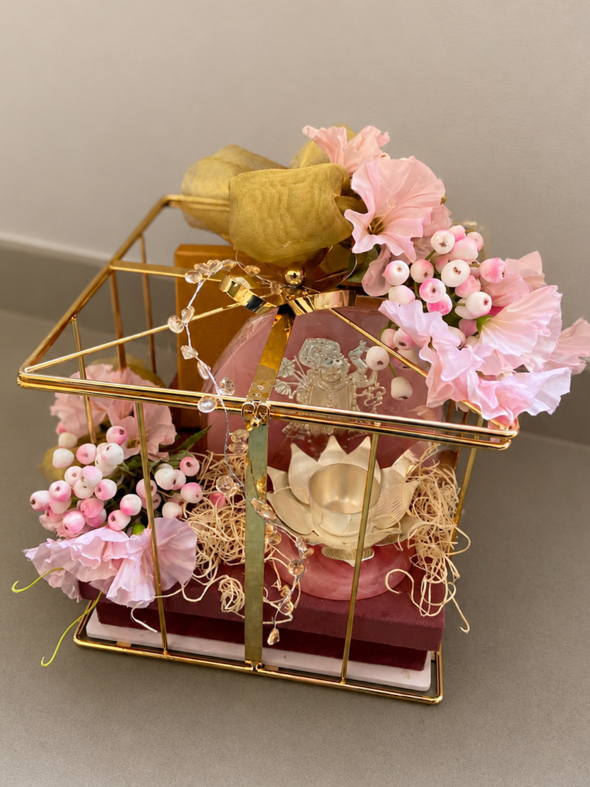 GOLDEN GRACE HAMPER